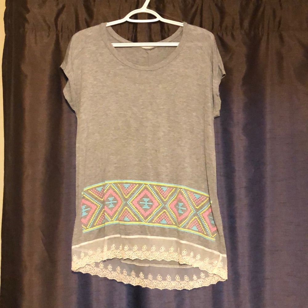 Grey top